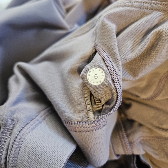 Lululemon Stash N Run High Neck Tank Top - Picture 6 of 9